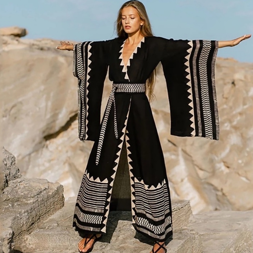 Aztec Tribal Black Bohemian Vintage Styled Kimono, Resortwear Robe Duster
